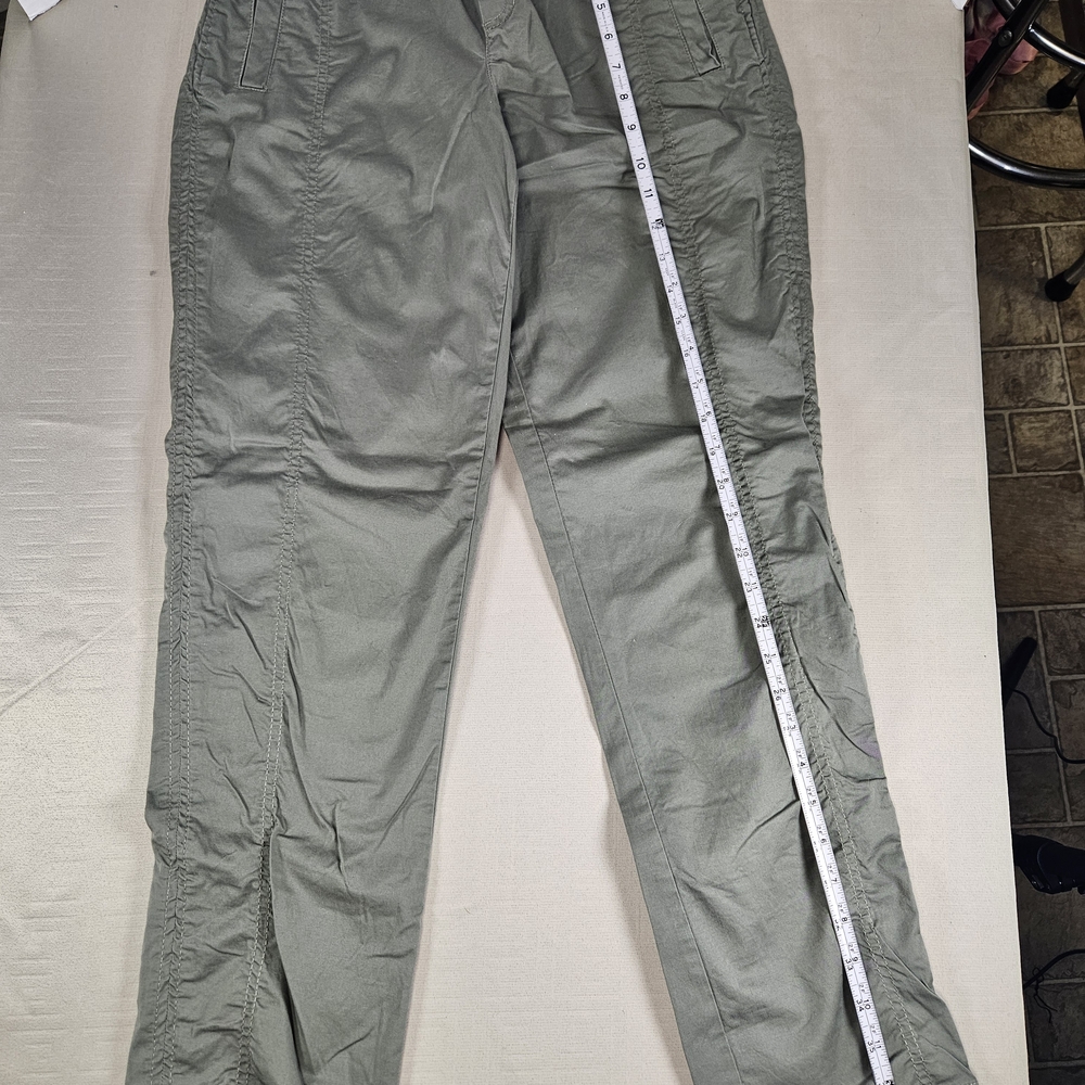Eddie Bauer Women's Olive Straight Leg Cargo Pants